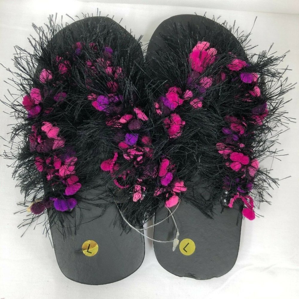 Girls Crocheted Fuzzy Flip Flops Black Large 1/2